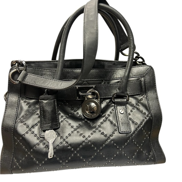 - Michael Kors Hamilton satchel with optional chain and leather strap lock/ key - Picture 1 of 16